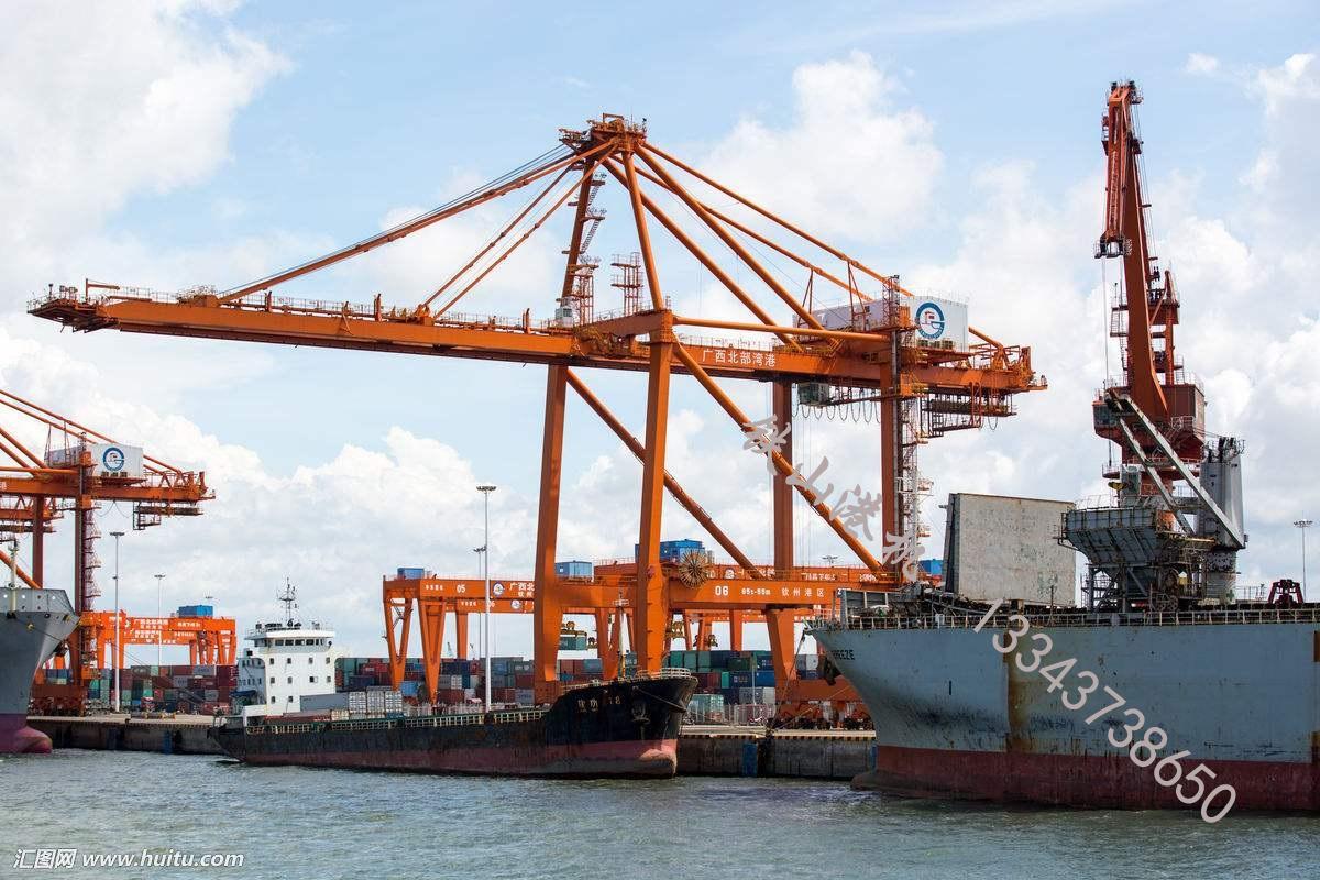 湖南衡陽(yáng)岸橋廠家岸橋工作起來(lái)效率高，節(jié)省空間