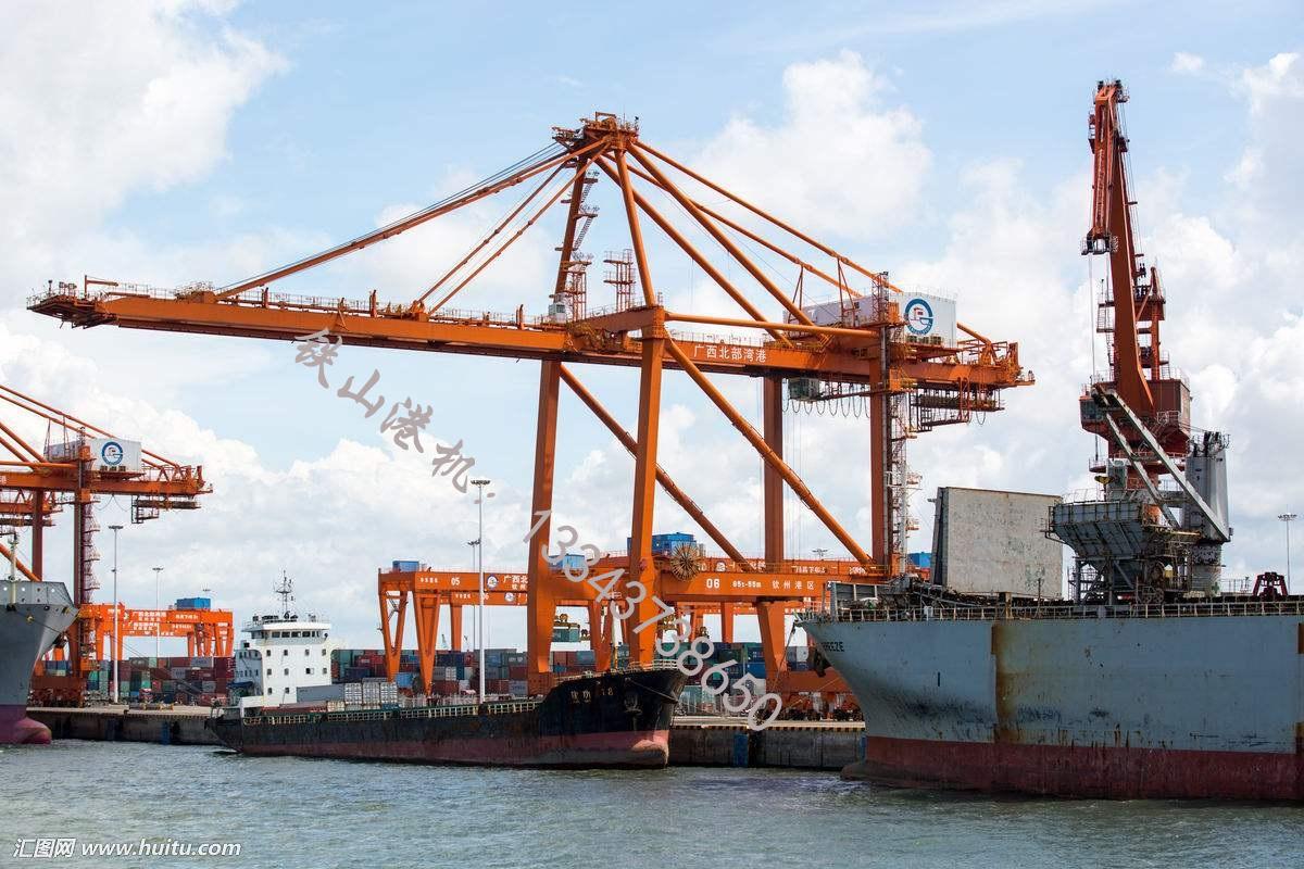 湖南常德岸橋廠家岸橋適應(yīng)性廣，操作方便