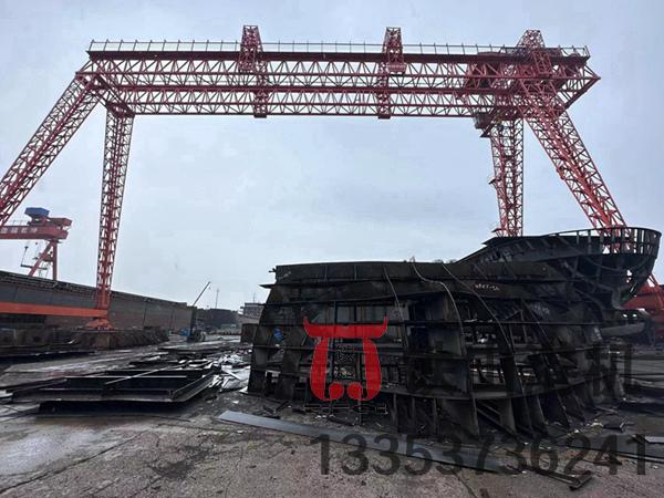 山東煙臺(tái)造船門(mén)式起重機(jī)廠家造船門(mén)式起重機(jī)誠(chéng)信為本、質(zhì)量為生